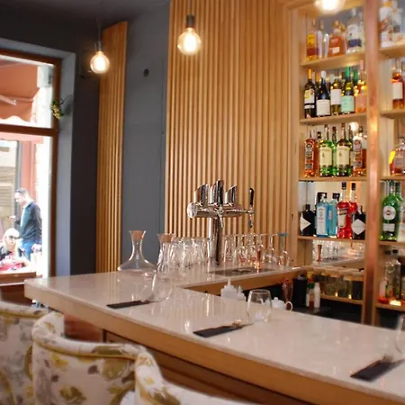 Urban Exec With Free Gym Pass, Full Office Setup And Designated Parking Space Apartman Plovdiv