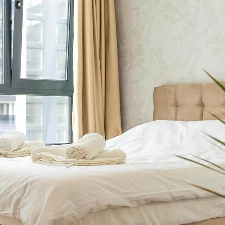 Platinum 1bd With Workspace And Private Parking By Flat Managеr *