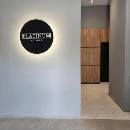 Apartment Platinum 1bd With Workspace And Private Parking By Flat Managеr