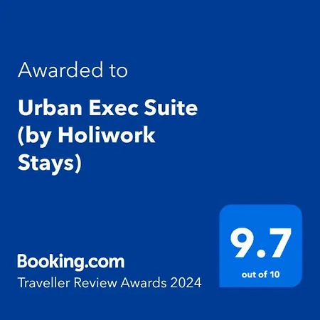 Platinum 1bd With Workspace And Private Parking By Flat Managеr Apartment *